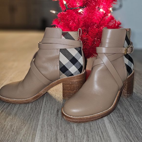 Burberry Pryle House Check Leather Ankle Boots Beige US Womens Size 6.5/7 EUS 37 - Picture 11 of 15